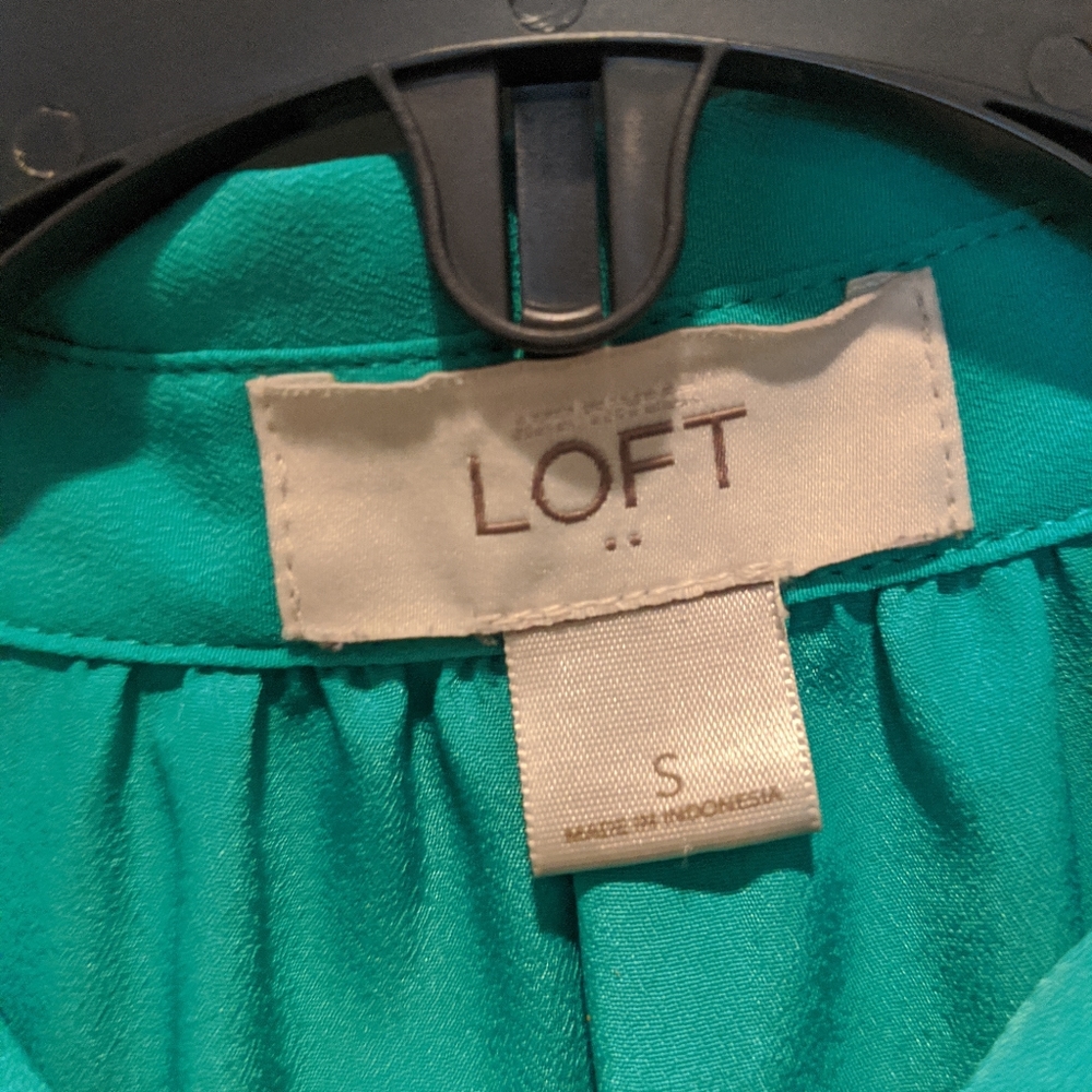 Loft blouse size small - Picture 4 of 4